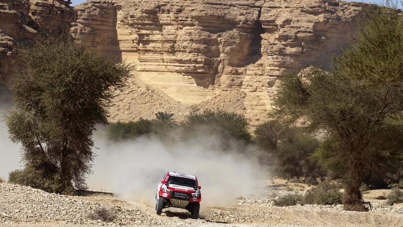 Dakar, Alonso si ribalta e perde terreno