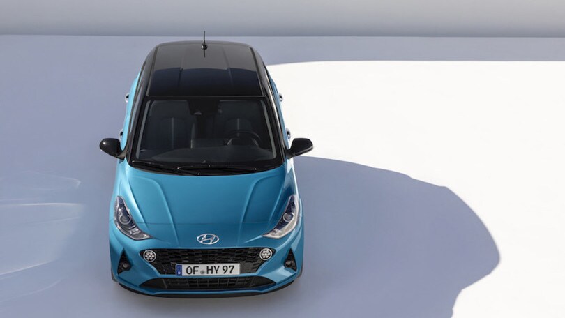Nuova Hyundai i10: gli scatti