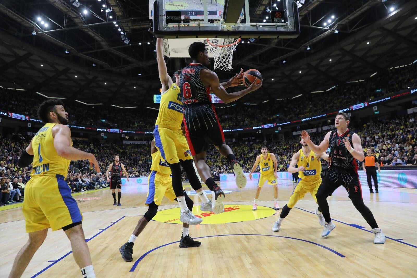 Eurolega, l'Olimpia cade a Tel Aviv