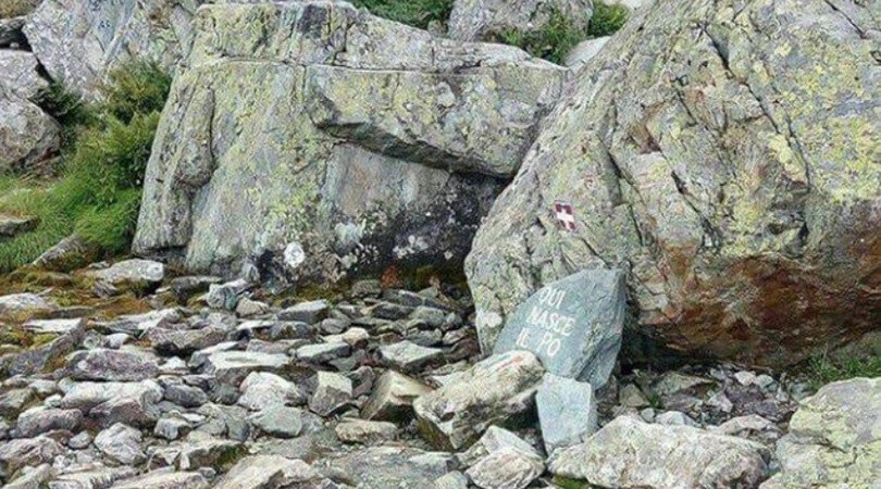 "I terreni ghiacciati si sciolgono: il Monviso a rischio crolli importanti"