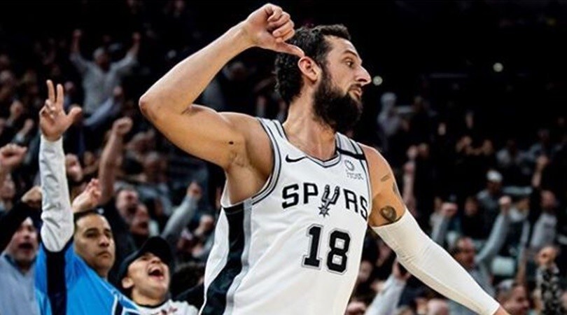 Nba, Belinelli regala il successo agli Spurs: Sabonis in tripla doppia