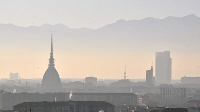 Torino: continua l'allerta viola, pensi serva davvero lo stop alle auto?