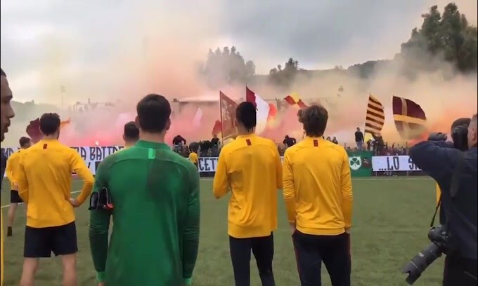 Verso Roma-Lazio, la squadra di Fonseca saluta i tifosi
