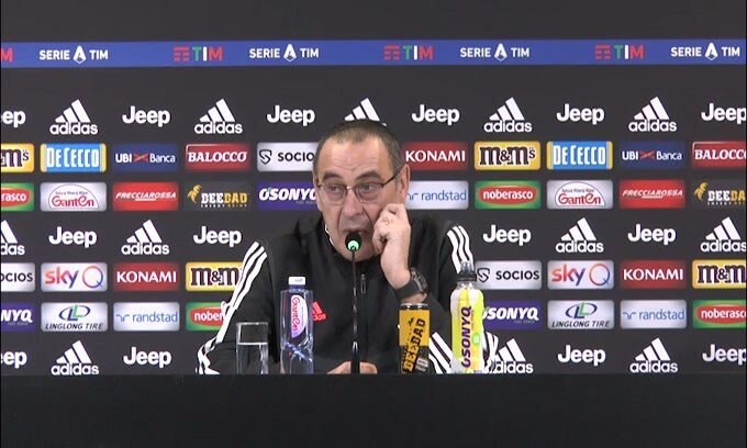Sarri: "Fischi dei tifosi per me? Sono dimostrazione d'affetto"