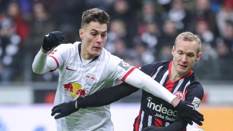 Bundesliga: Schick non incide e il Lipsia crolla. Il Bayern incalza a -1