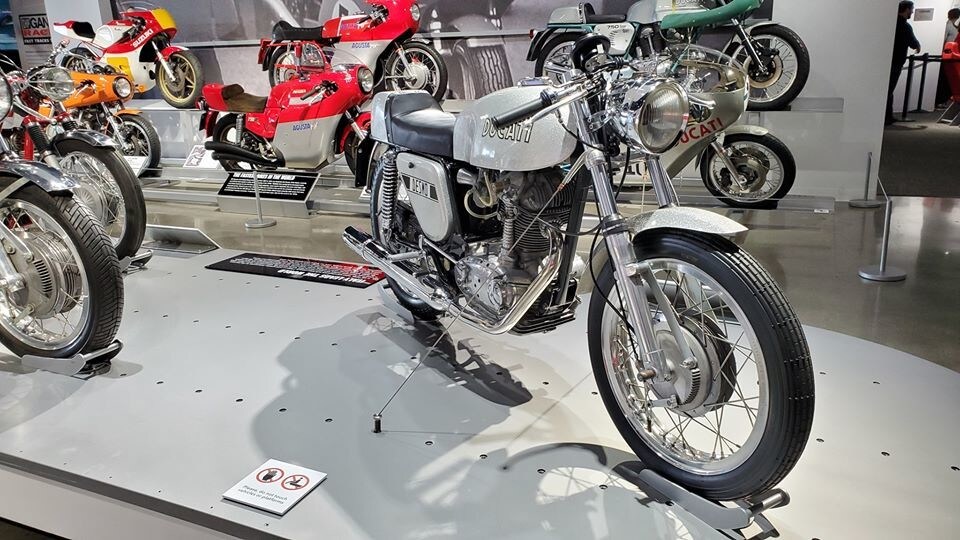 In mostra a Los Angeles le moto storiche italiane