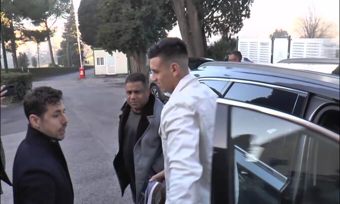 Roma-Ibanez: ora è ufficiale