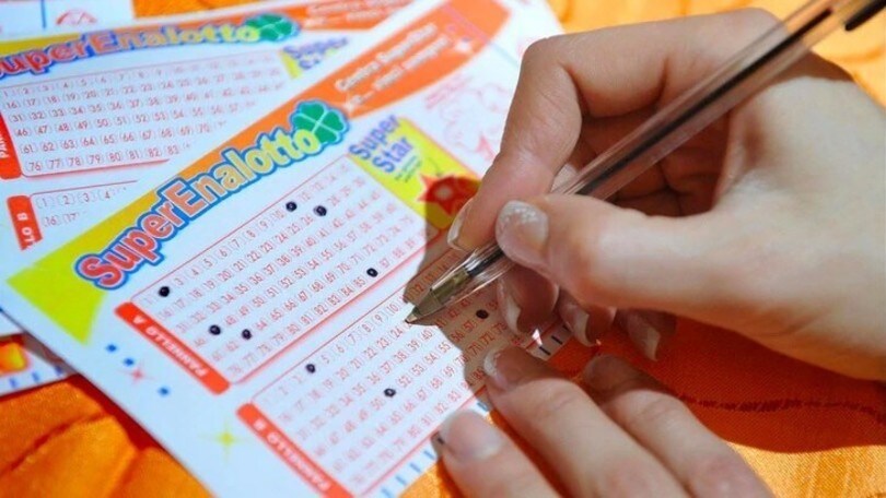 Superenalotto, centrato il '6': vincita da oltre 67 milioni di euro