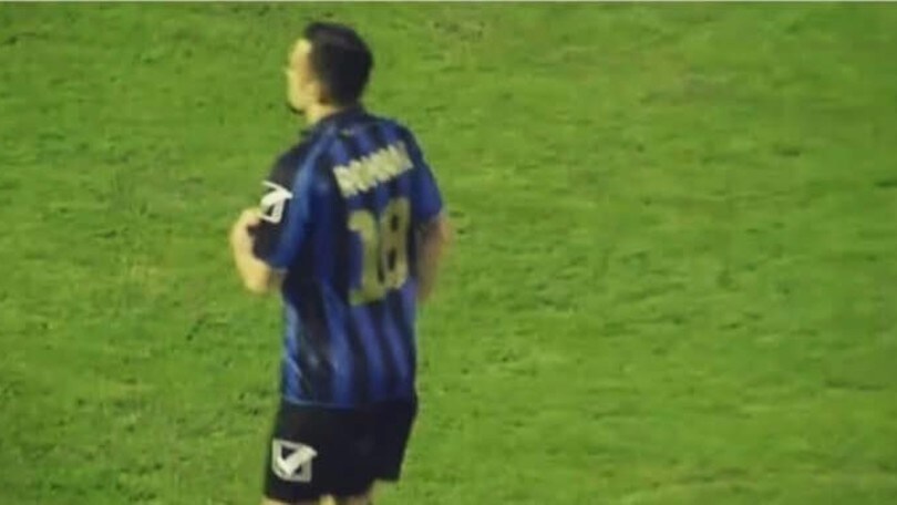 Tegola per Ricky Romani, il malleolo fa crack. L'ex Fossano su Facebook: "Tornerò più forte di prima"