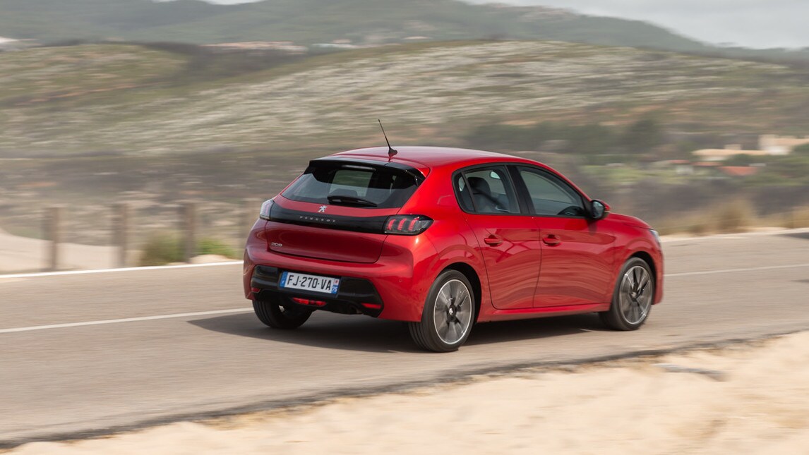 Peugeot 208, nuova serie speciale con Allure Navi Pack