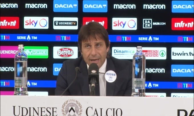 Conte: "Young e Moses hanno alzato qualità della rosa"