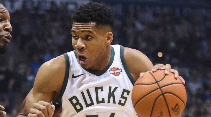 Nba, notte da record per Antetokounmpo. E Harden torna MVP