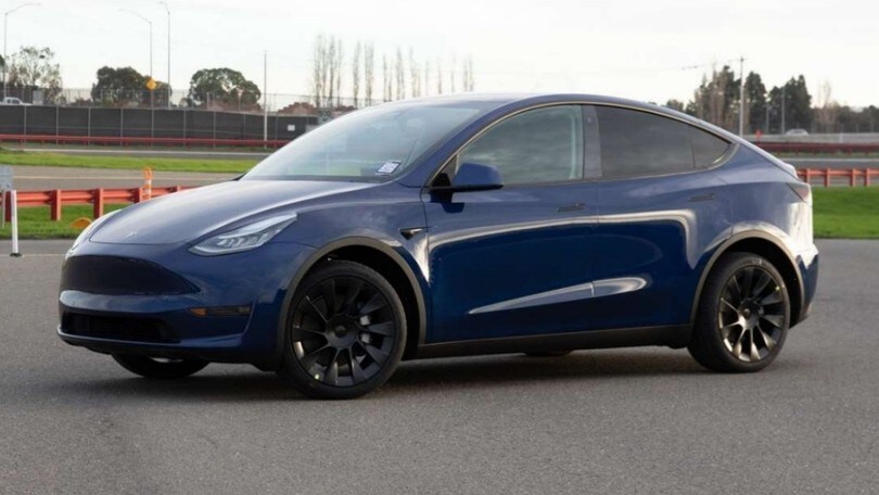 Tesla Model Y, il primo esemplare è realtà