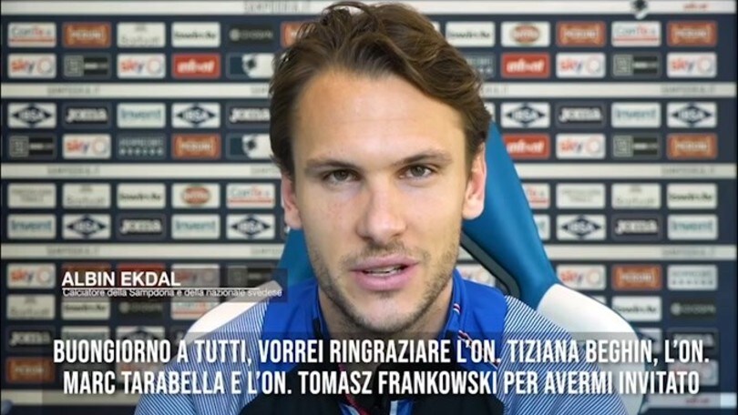 Omofobia, Ekdal denuncia: "L'omosessualità è ancora tabù"