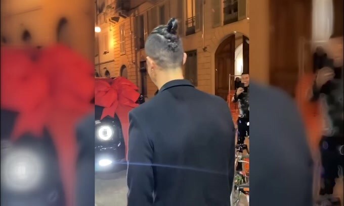CR7, festa a sorpesa e mega regalo