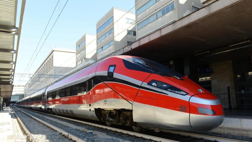 Lodi, deraglia treno ad alta velocità: morti i due macchinisti
