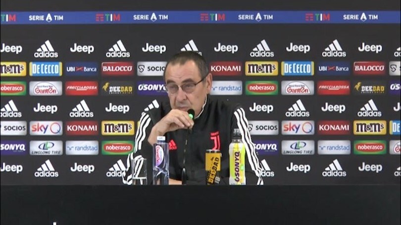 Sarri: "Chiellini? Averlo in gruppo è tanta roba"