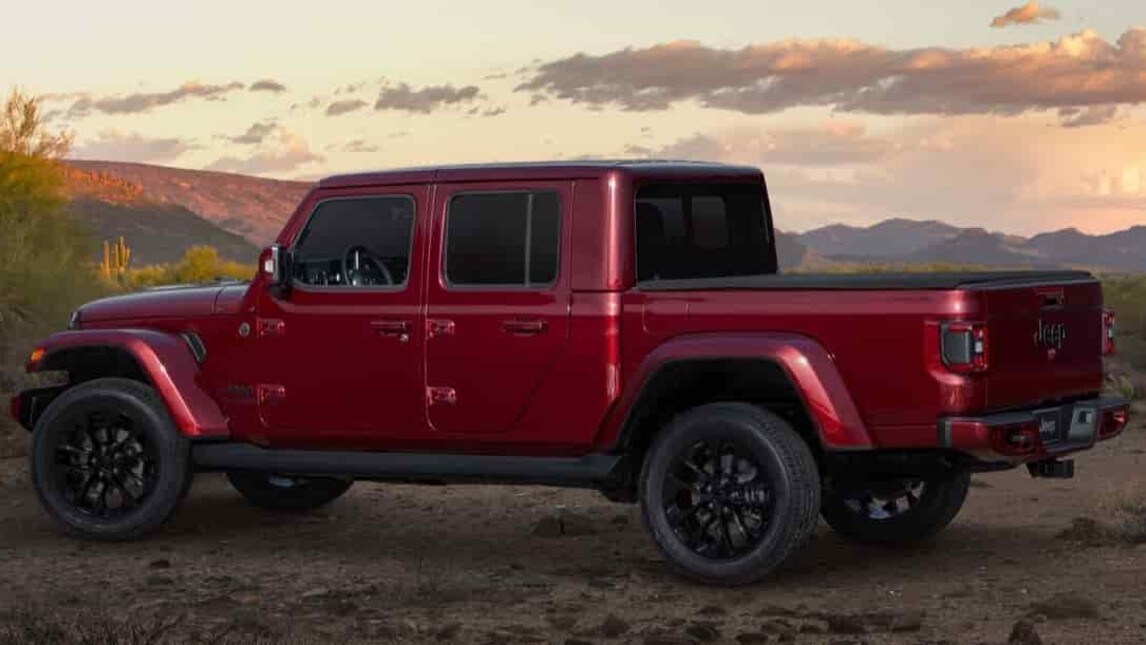 Jeep Gladiator e Wrangler, nuove versioni speciali con High Altitude e Mojave
