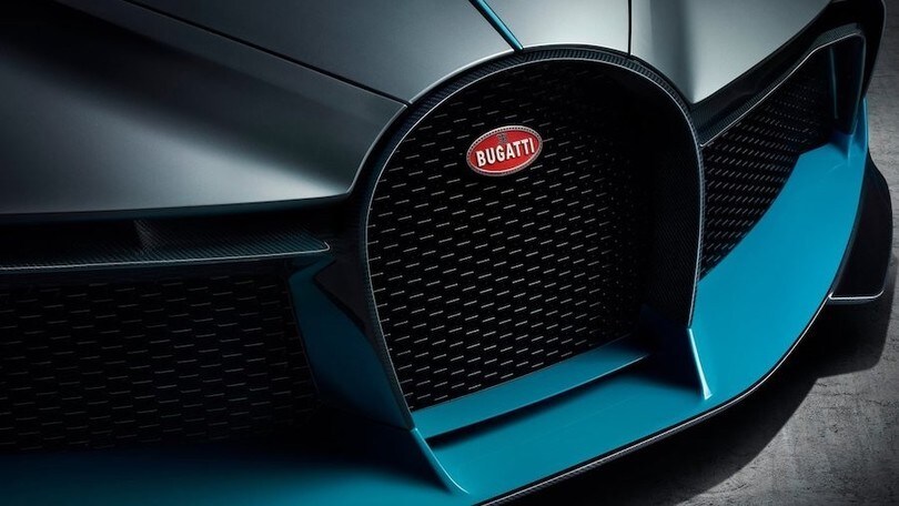 Bugatti, la prima speciale Chiron R al Salone di Ginevra