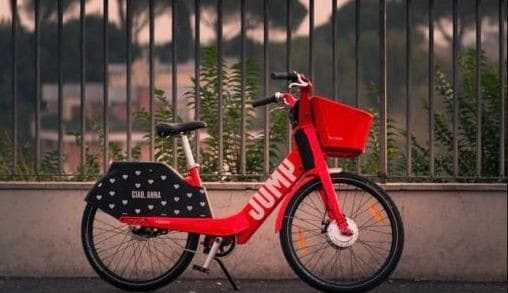 Jump by Uber personalizza le bici per San Valentino