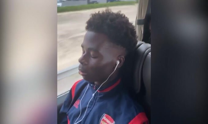 Arsenal, David Luiz e la "sveglia" divertente