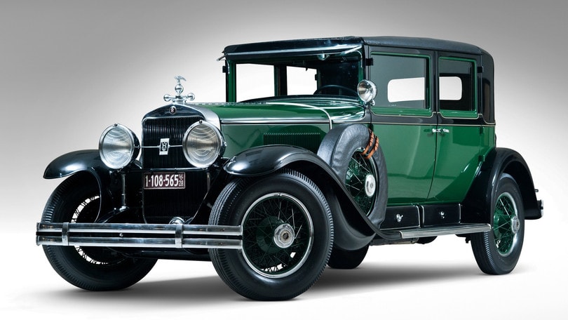 Cadillac del 1928 di Al Capone in vendita, gli scatti