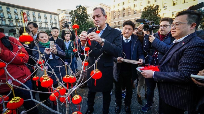 De Magistris: "Coronavirus, Cina in difficoltà. Napoli non gira le spalle"