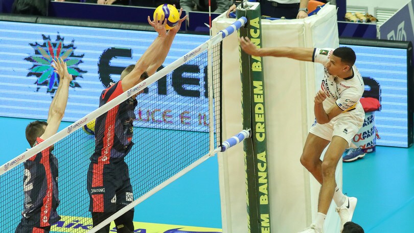 Superlega, Lube e Perugia corrono, Modena sbanca Trento