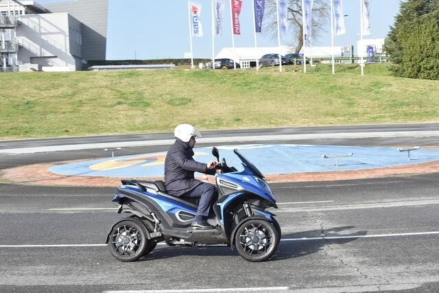 Qooder, test drive e formazione con Poste Italiane a Vallelunga