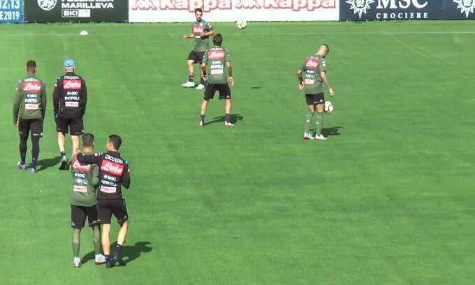 Napoli, Koulibaly e Llorente costretti al riposo per influenza