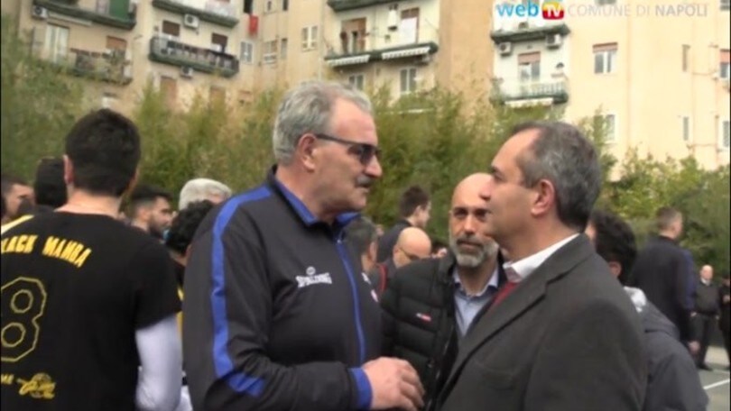 De Magistris: "Questo campo lo restituiremo ai cittadini”