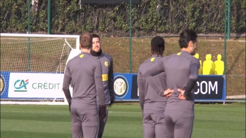 Inter, c'è Handanovic. Conte, che tiro!