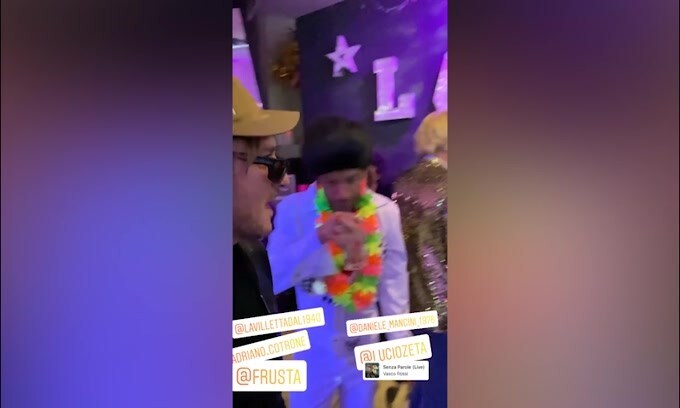 Festa in maschera, Francesco Totti diventa...Vasco Rossi!