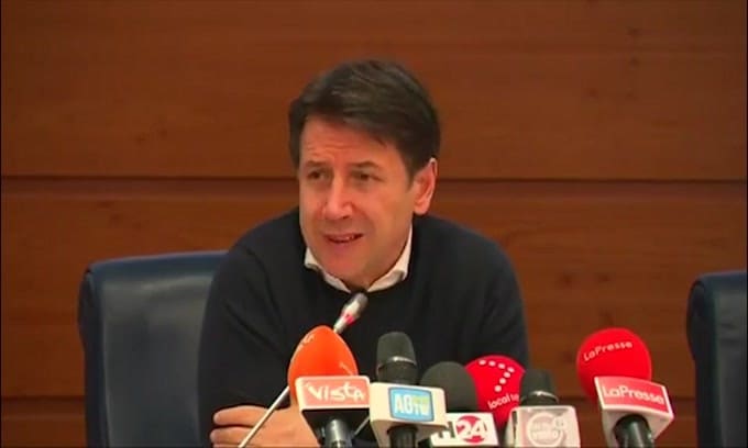 Conte: "Sospese le attività sportive in Lombardia e Veneto"
