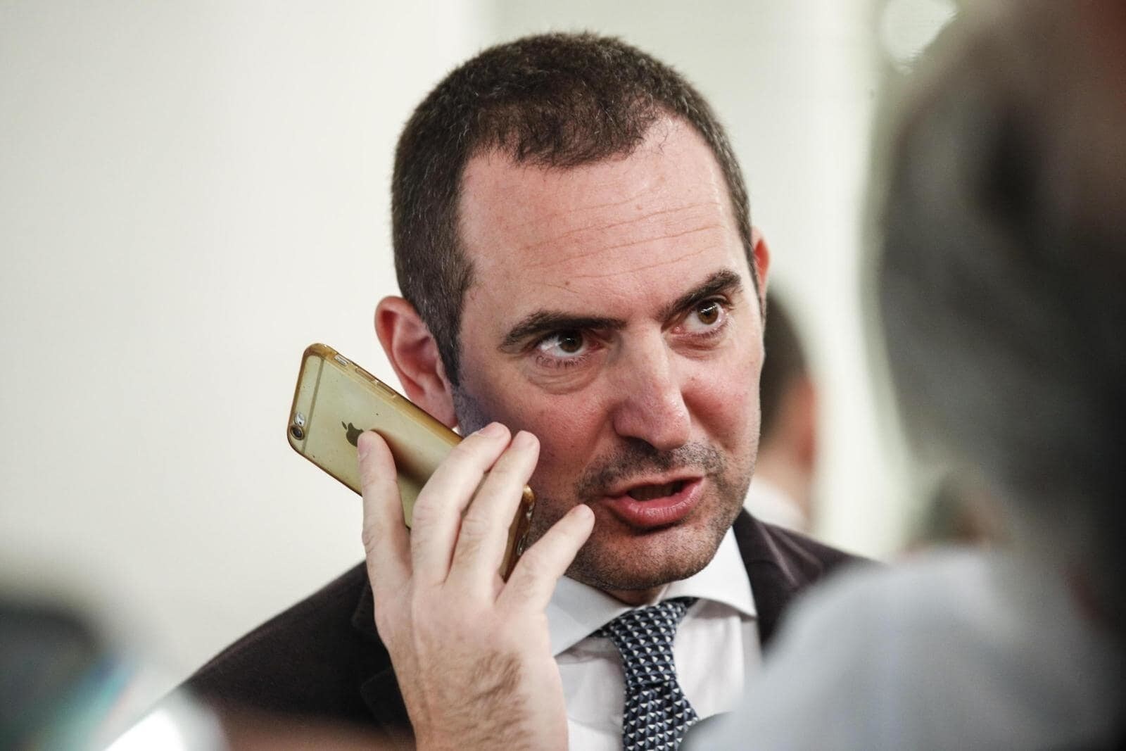 Ministro Spadafora conferma la Serie A a porte chiuse: "C'è l'ok"