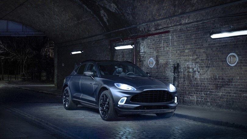 Aston Martin DBX, SUV sportivo by Q