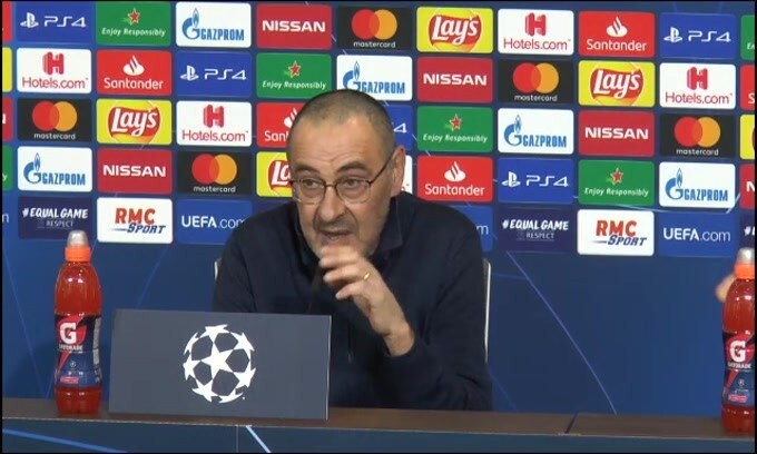 Sarri: "In Italia ci avrebbero dato due rigori"