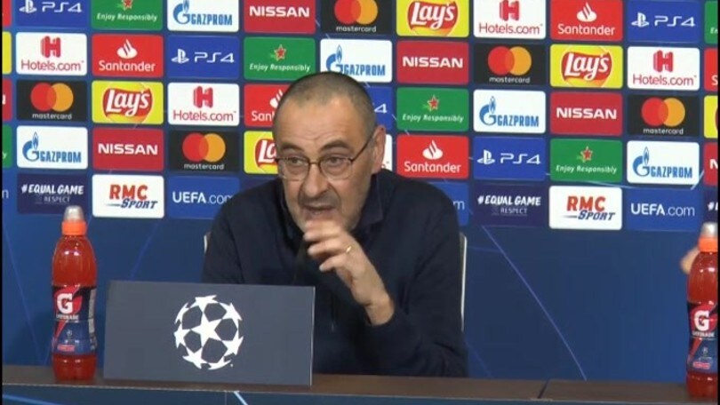 Sarri: "In Italia ci avrebbero dato due rigori"