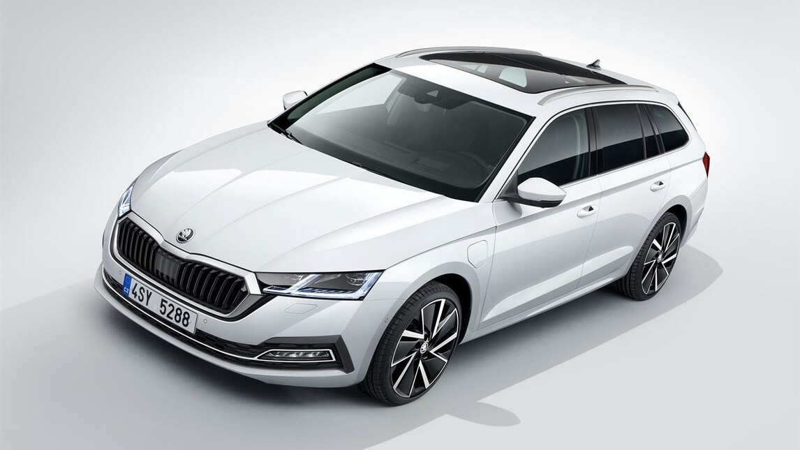 Skoda Octavia RS iV: gli scatti