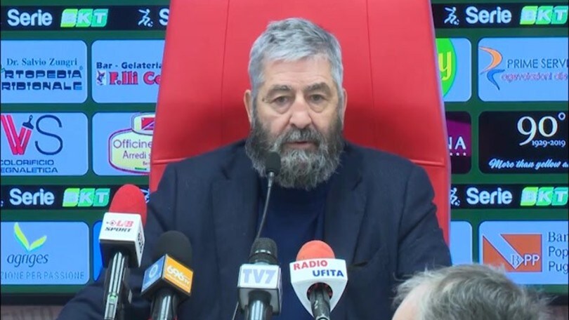 Furia Angelozzi: "La partita è stata Volpi contro lo Spezia"
