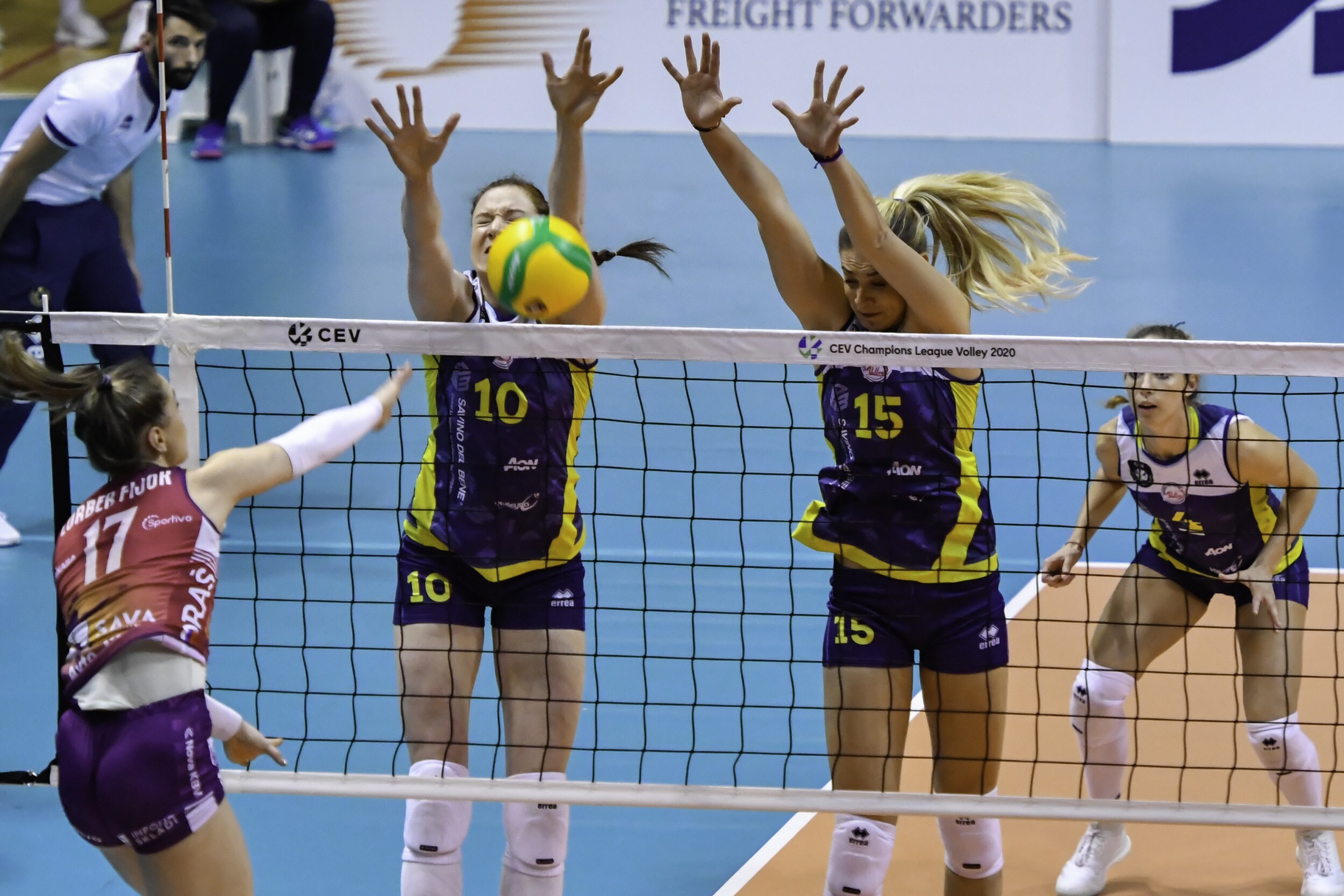 Champions Femminile, Scandicci-Eczacibasi rinviata