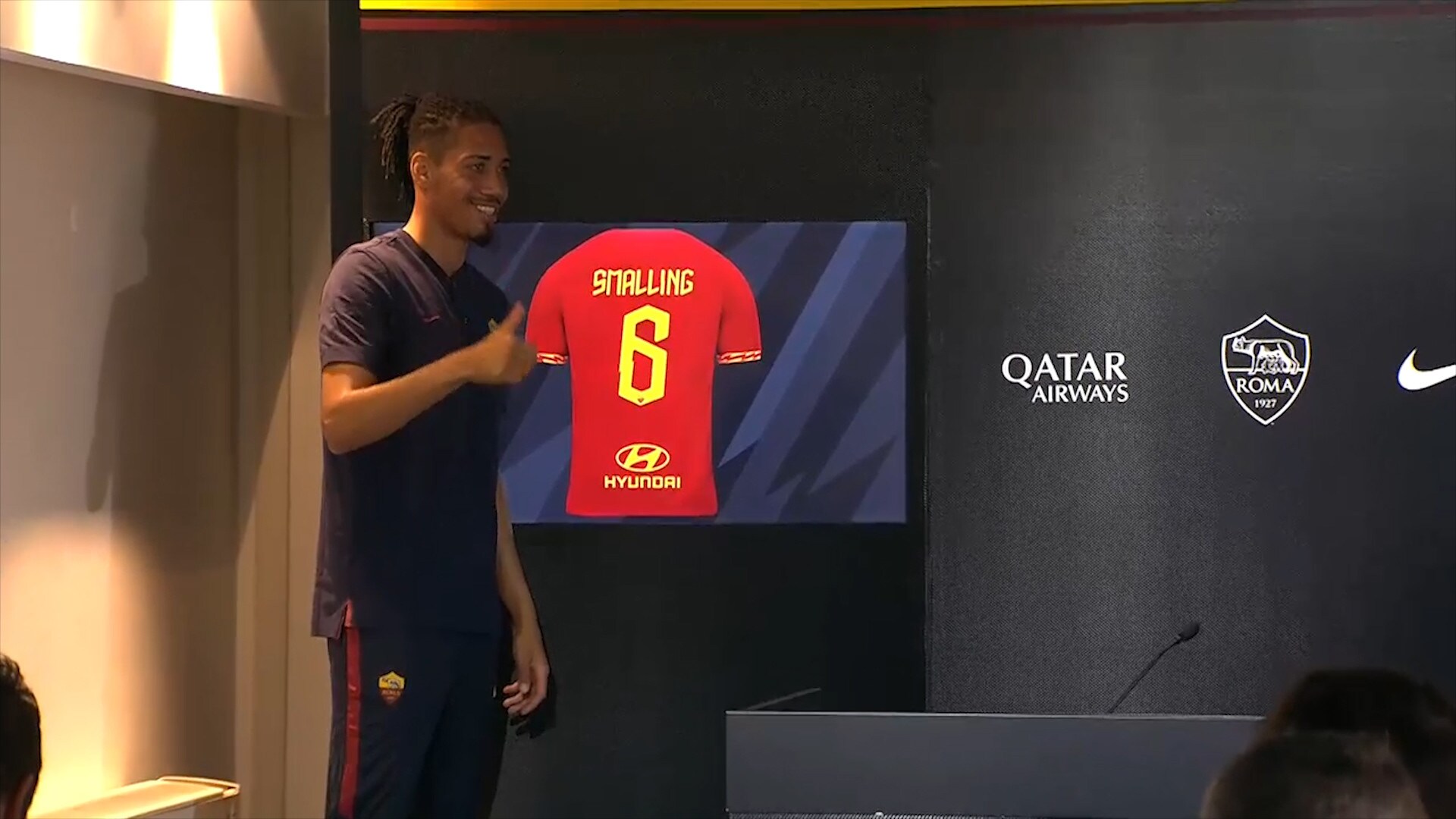 Mercato, Roma attenta: Smalling cercato dal Tottenham