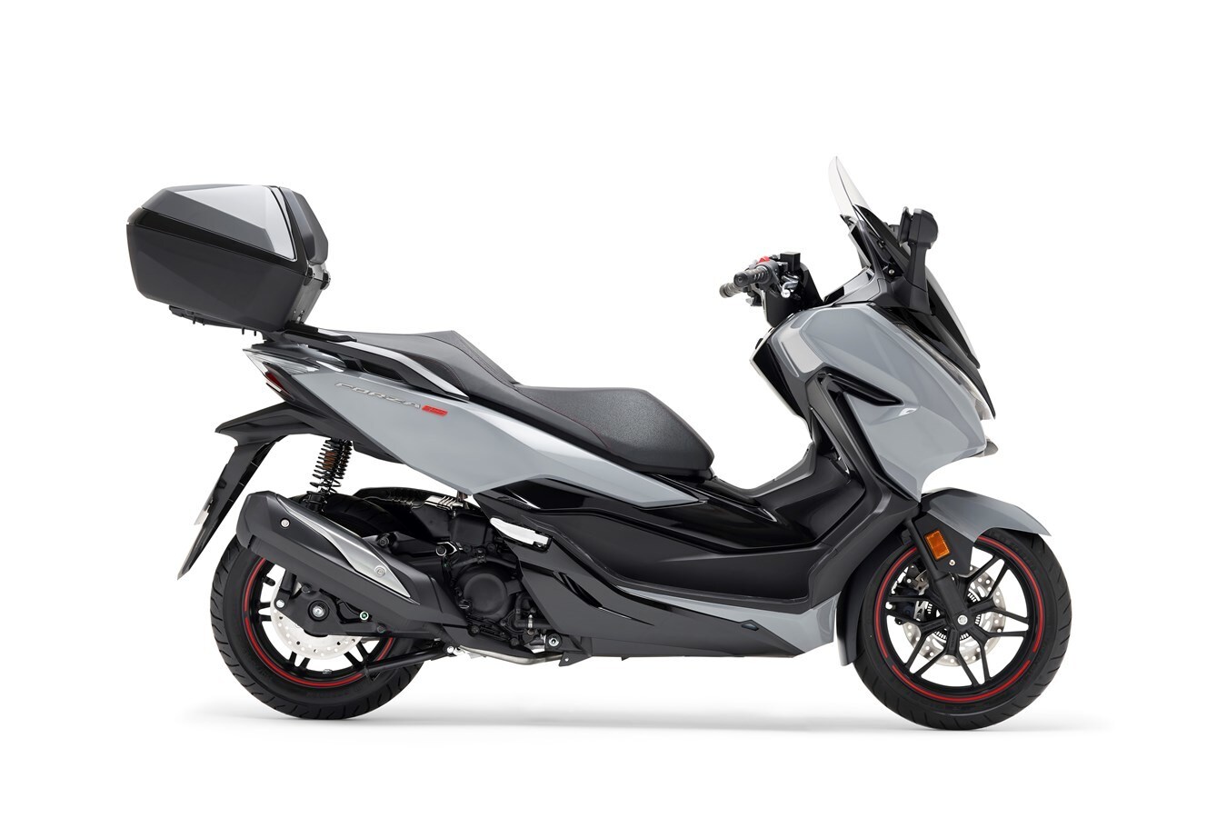 Honda Forza 300, Exclusive Grey limited edition: scatti