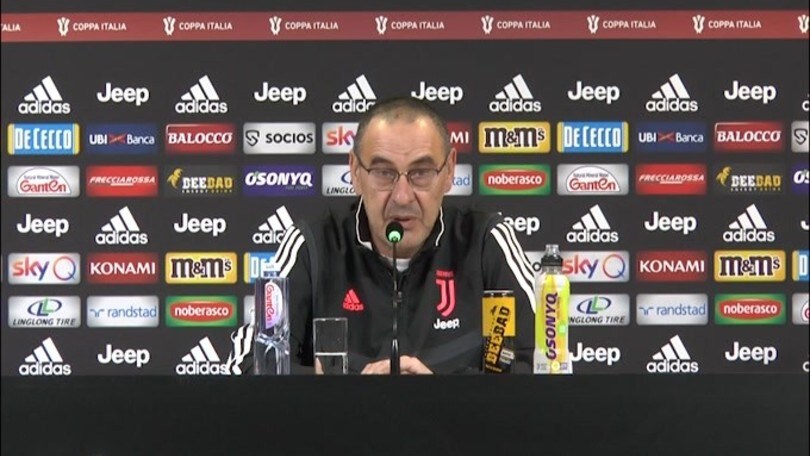 Sarri su Pjanic: "Alti e bassi sono normali in una stagione"