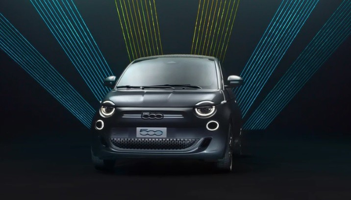 Nuova Fiat 500 elettrica: VIDEO