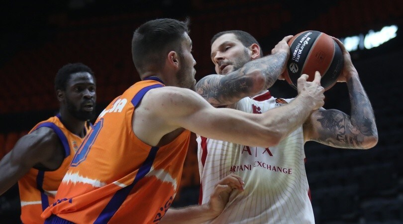 Eurolega, Micov show: l'Olimpia Milano si impone a Valencia