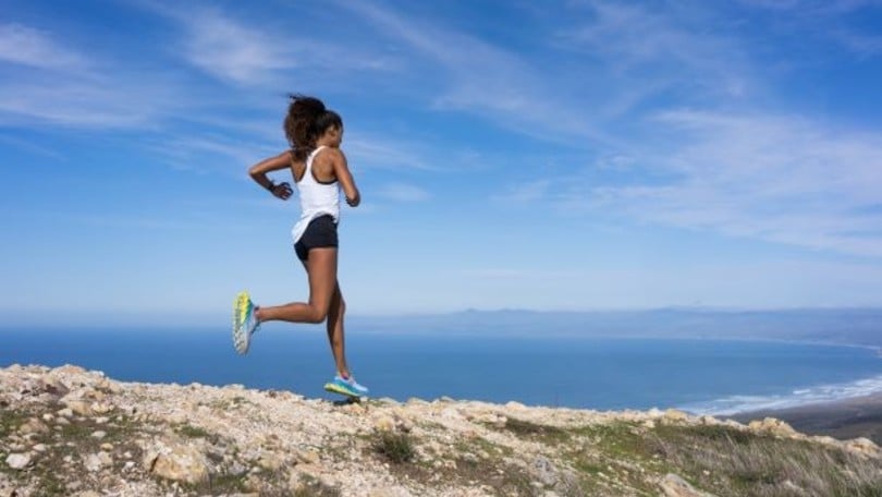 HOKA ONE ONE ridefinisce i concetti di ultra-size e ultra-performance con la nuova TenNine