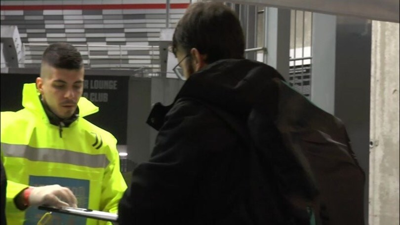 Juve-Inter, controlli prima di entrare allo stadio