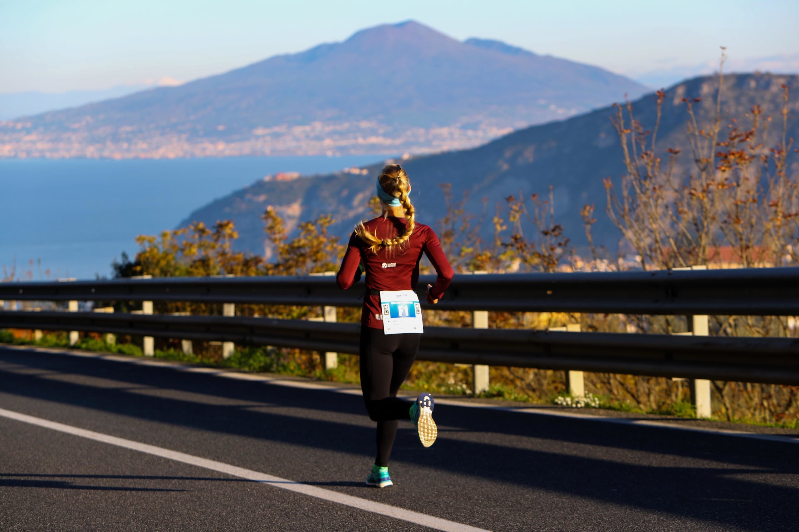 No ad allenamenti collettivi, sì alla corsa in solitaria. Rispetta le regole per il coronavirus