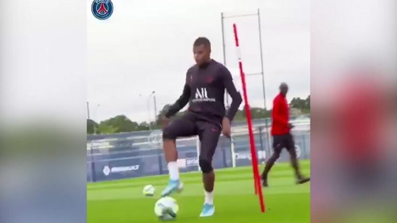 Psg, Mbappé si riunisce ai compagni di squadra
